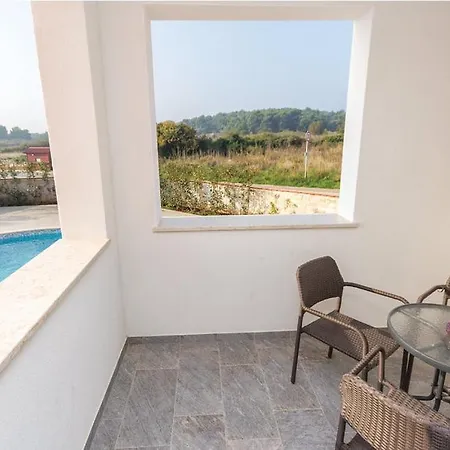 Sun Apartment Premantura